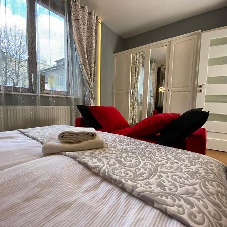 P&J Luxury Apartments Краків Екстер'єр фото