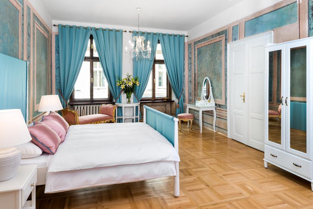 P&J Luxury Apartments Краків Екстер'єр фото