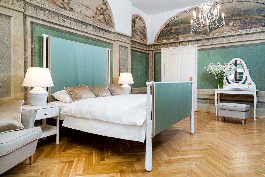 P&J Luxury Apartments Краків Екстер'єр фото