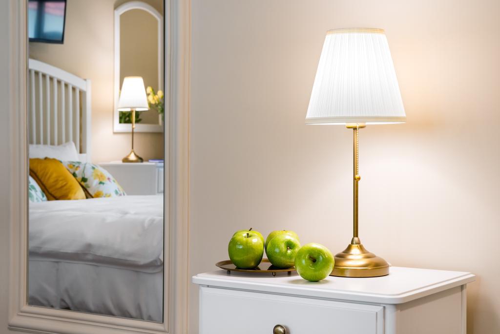 P&J Luxury Apartments Краків Екстер'єр фото