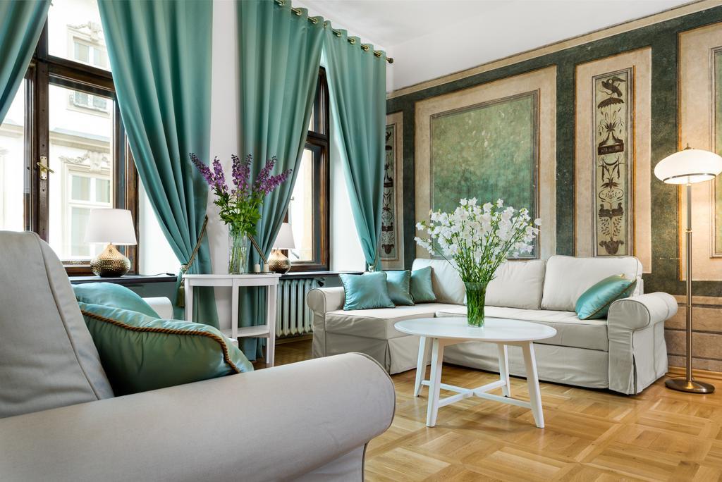 P&J Luxury Apartments Краків Екстер'єр фото