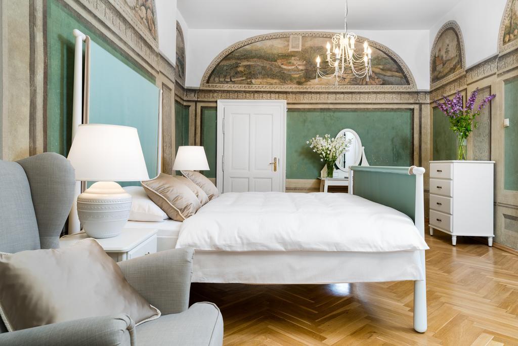 P&J Luxury Apartments Краків Екстер'єр фото