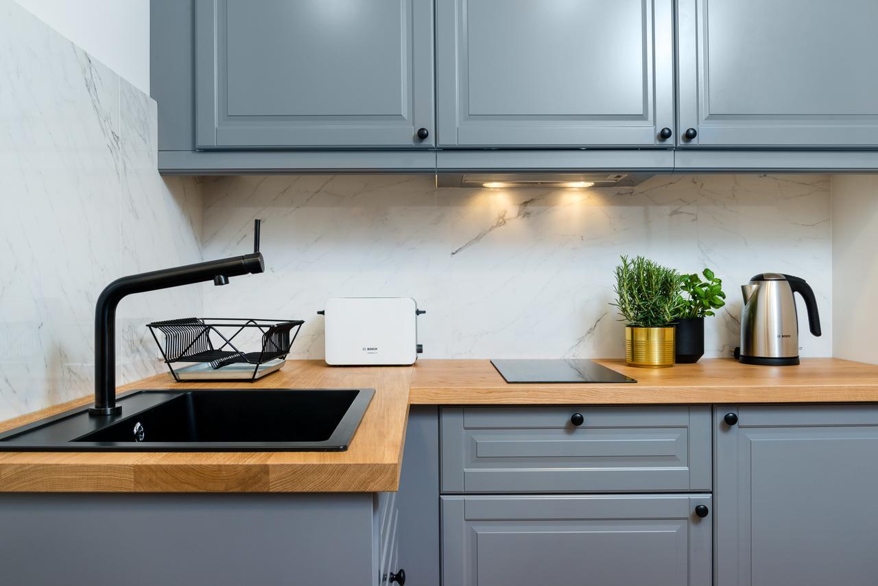 P&J Luxury Apartments Краків Екстер'єр фото
