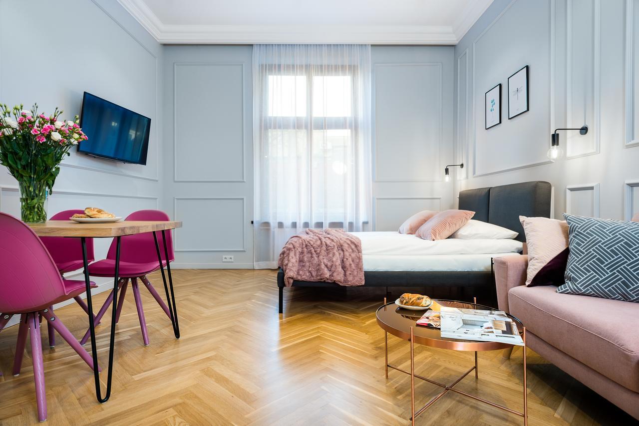 P&J Luxury Apartments Краків Екстер'єр фото