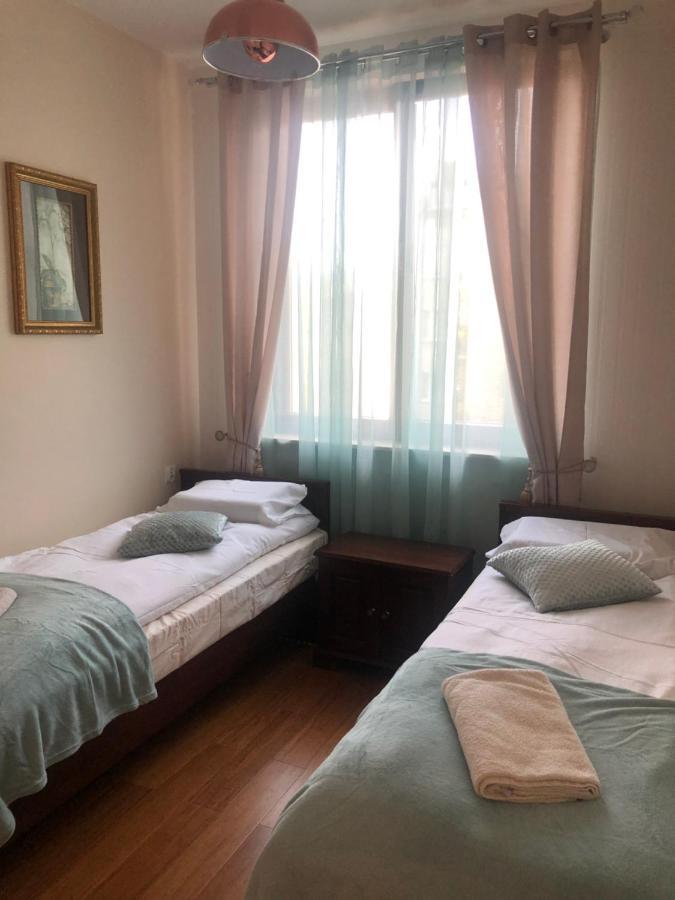 P&J Luxury Apartments Краків Екстер'єр фото