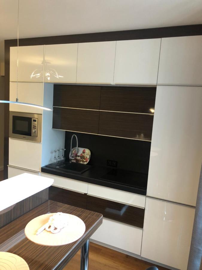 P&J Luxury Apartments Краків Екстер'єр фото