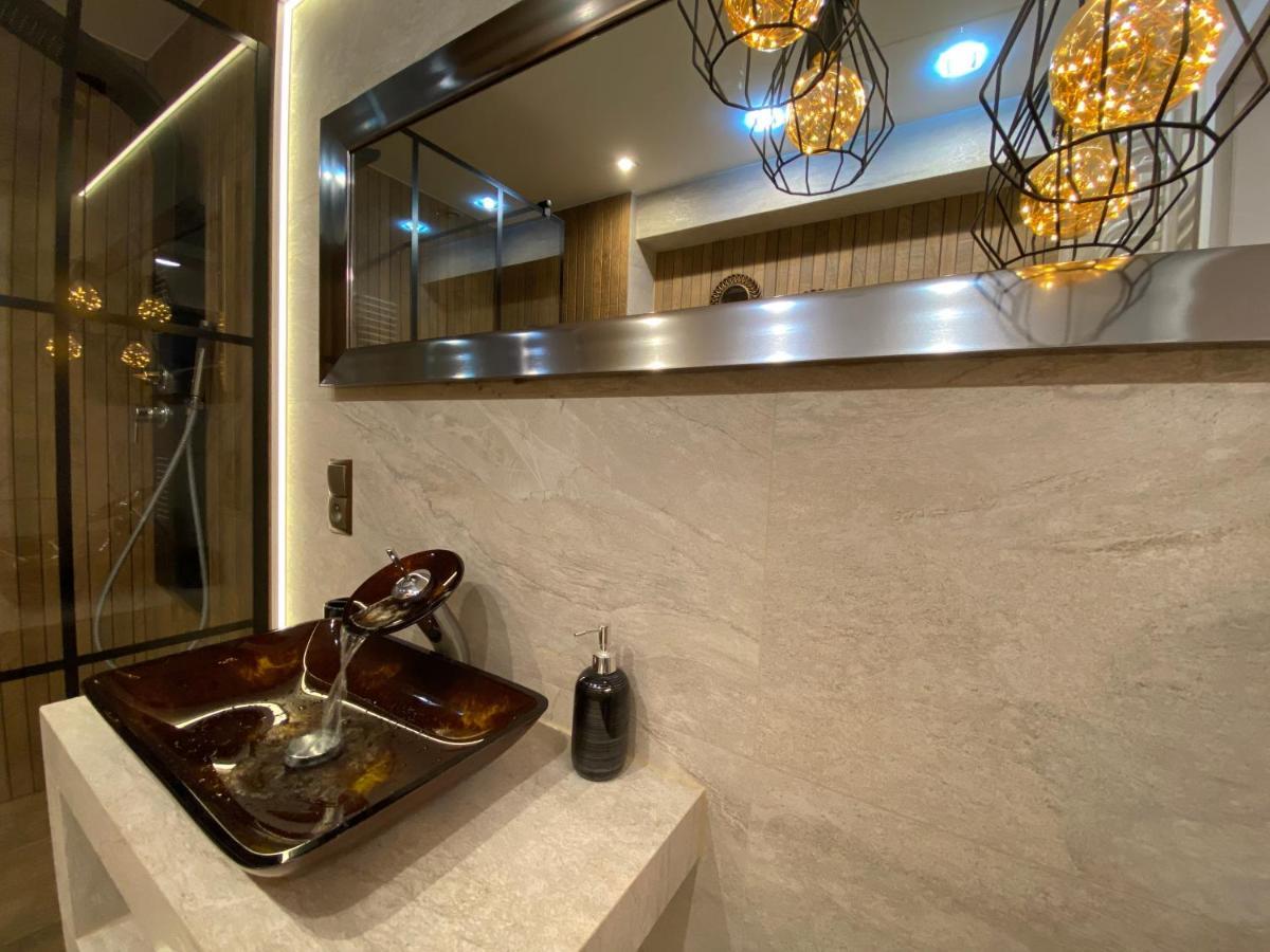 P&J Luxury Apartments Краків Екстер'єр фото